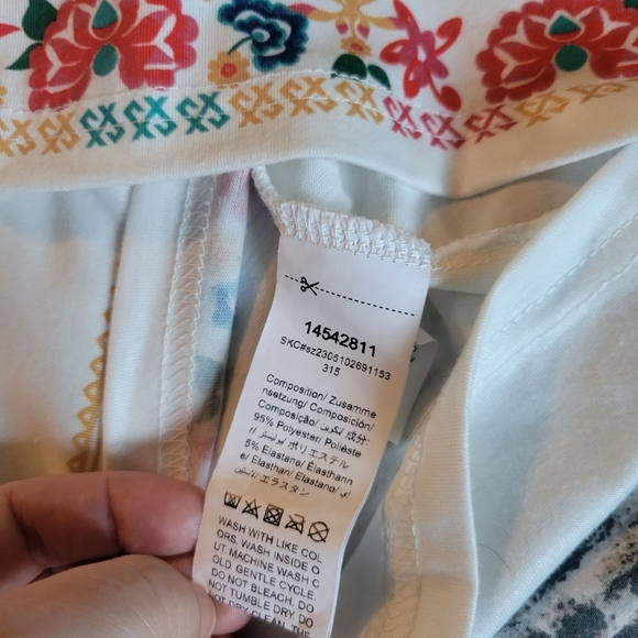 Shein Tank - Picture 3 of 4